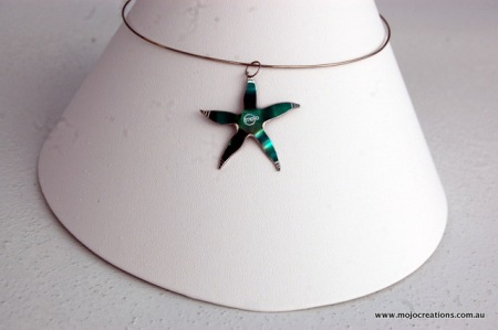 MojoCreations Starfish pendant (1) 3.5x3.5cm